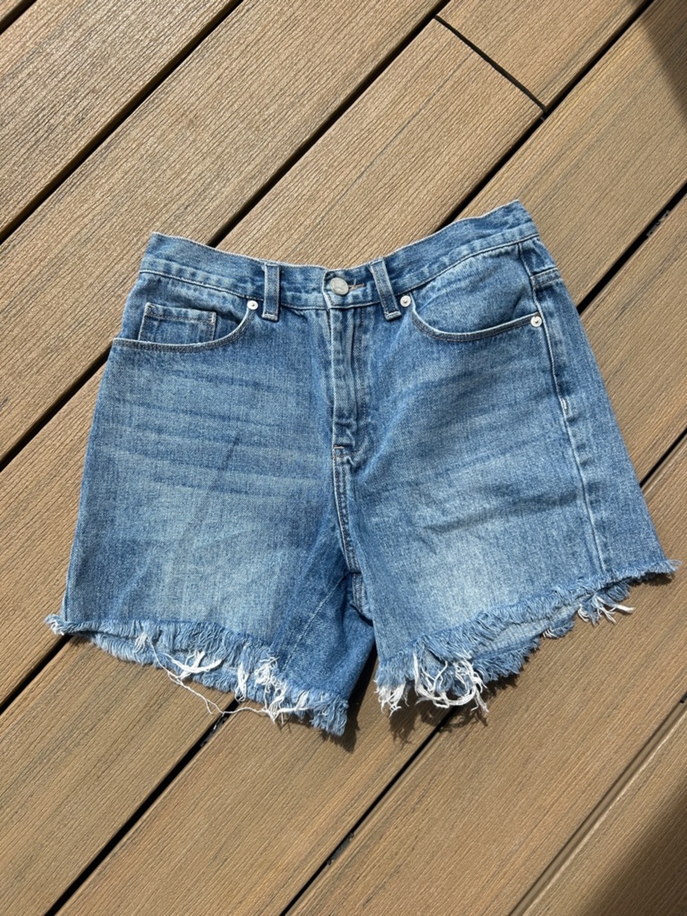Blank NYC The Barrow denim shorts size 28